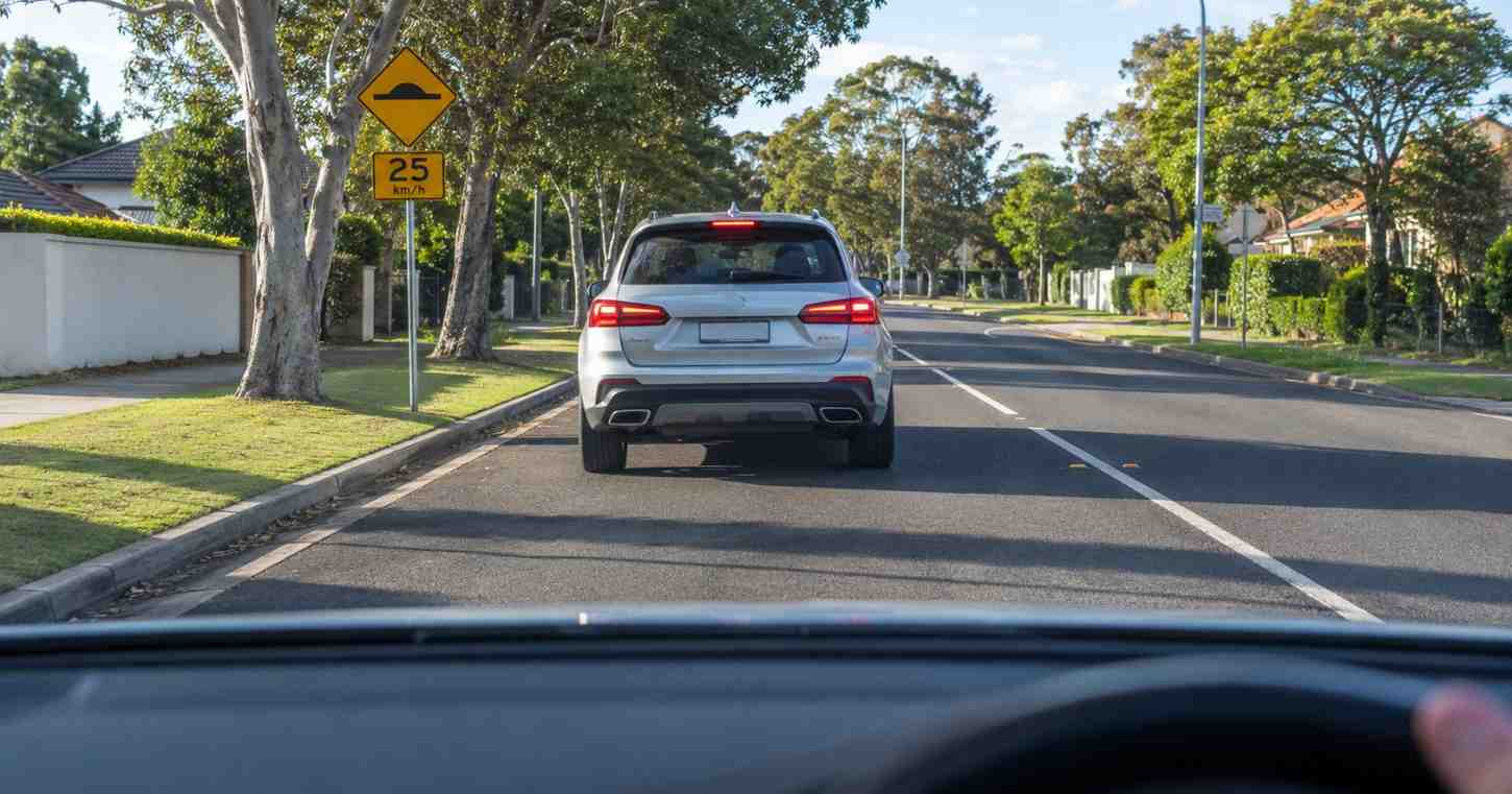 How to Avoid Rear-End Collisions When Driving in Australia?